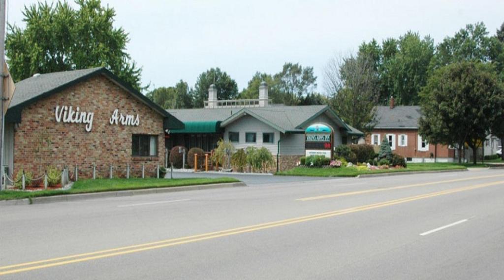 Viking Arms Inn - Ludington Eksteriør billede